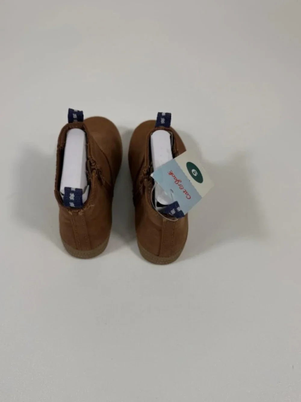 Toddler cat and jack Chelsea boots size 9